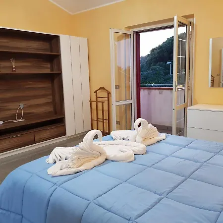 Casa Paradiso Apartment *